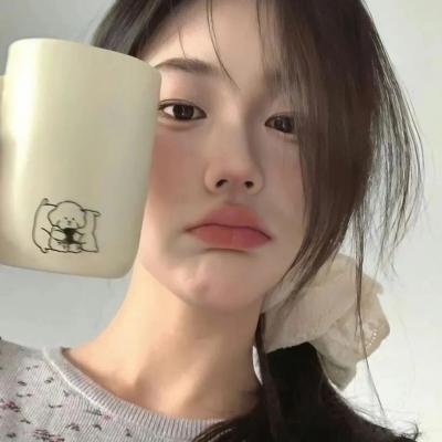 泣血四月封面